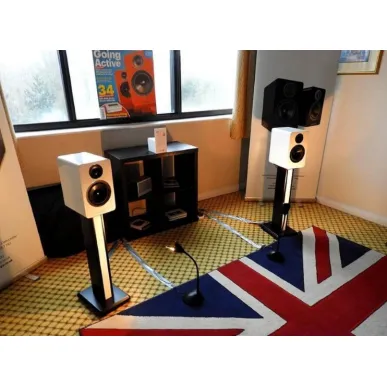 Полочная акустика Acoustic Energy AE 100 (2017) White satin limited edition